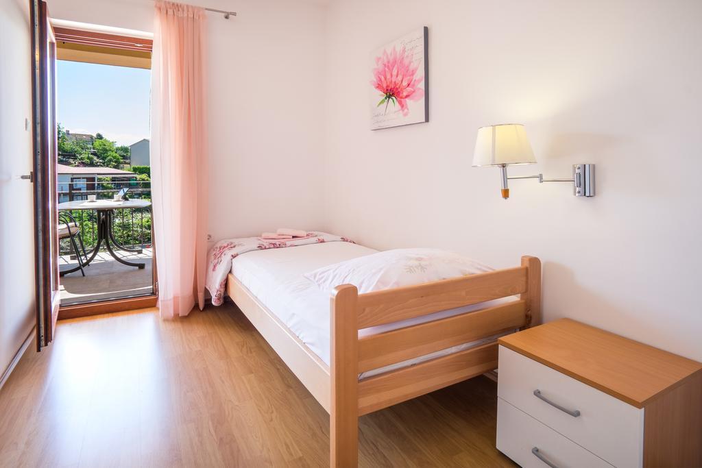 Apartments Iva 크르크 외부 사진